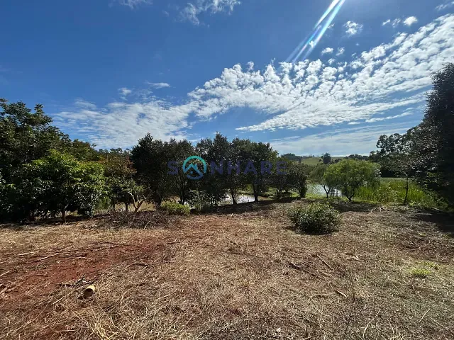 Chácara com 11000m² 3 quartos e 5 banheiros, à venda, no bairro Alecrim em Siqueira Campos