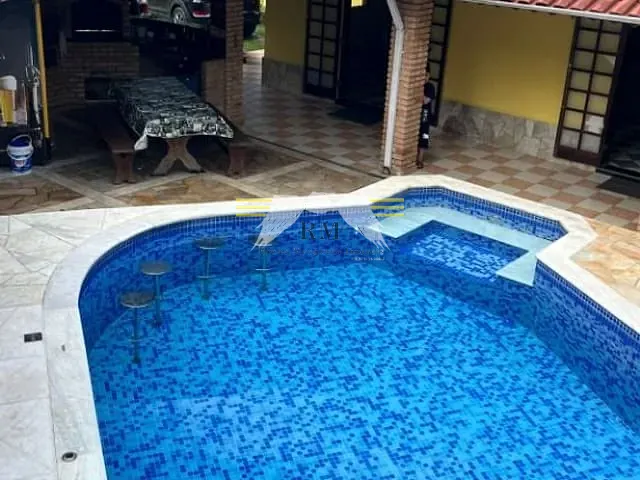 Chácara com 373m² 3 quartos e 3 banheiros, à venda, no bairro Maitinga em Bertioga