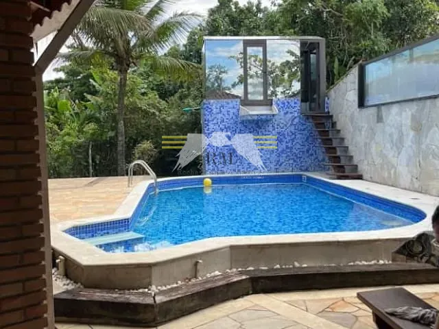 Chácara com 373m² 3 quartos e 3 banheiros, à venda, no bairro Maitinga em Bertioga