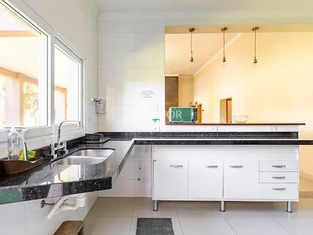 Chácara com 12000m² 3 quartos e 3 banheiros, à venda, no bairro Jardim Brogotá em Atibaia