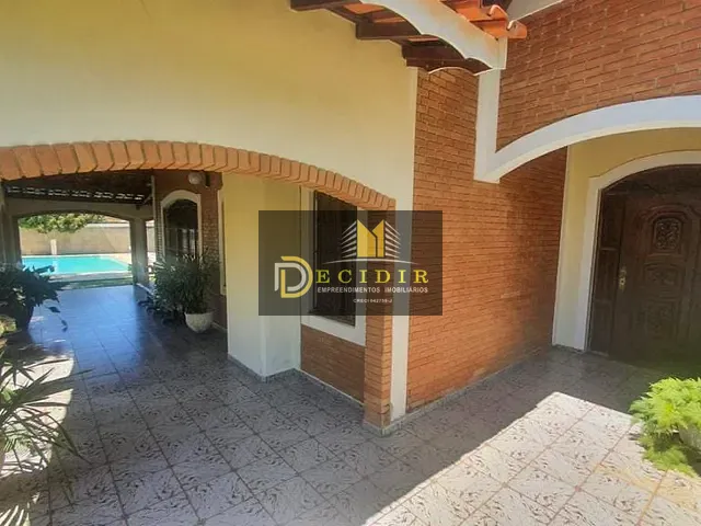 Chácara com 3000m² 5 quartos e 4 banheiros, à venda, no bairro PIRACAIA em Piracaia