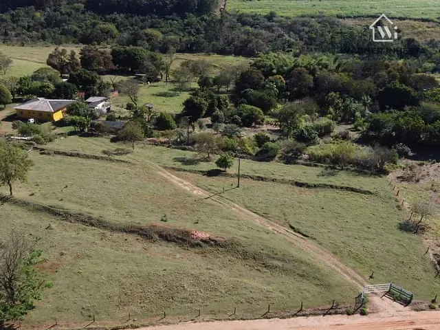 Chácara com 48400m² 3 quartos e 2 banheiros, à venda, no bairro PR-317 em Santa Fé