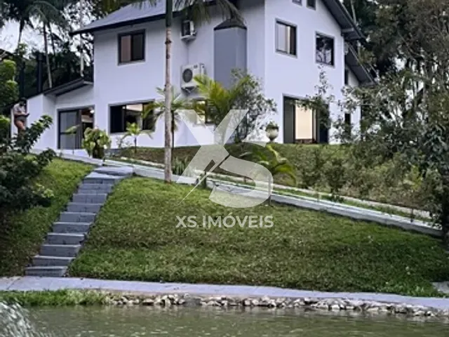 Sítio com 65000m² 5 quartos e 2 banheiros, à venda, no bairro Área Rural de Tijucas em Tijucas