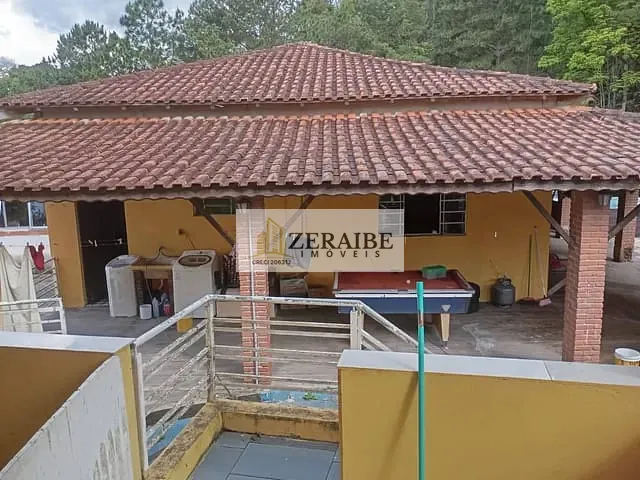 Chácara 5 quartos e 2 banheiros, à venda, no bairro Água Azul em Guarulhos