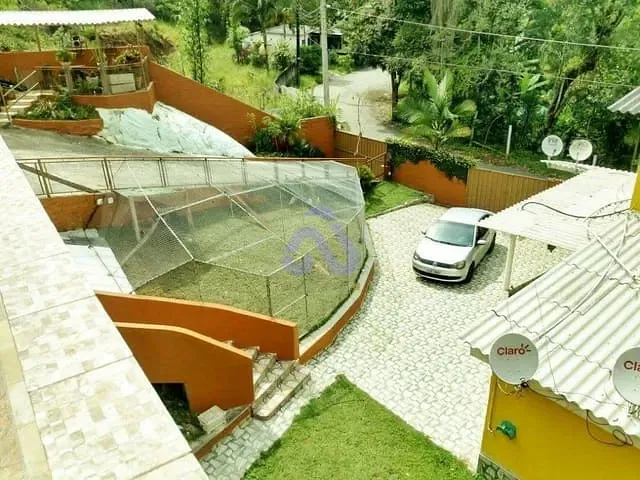 Chácara com 6000m² 6 quartos e 5 banheiros, à venda, no bairro Biritiba Ussu em Mogi das Cruzes