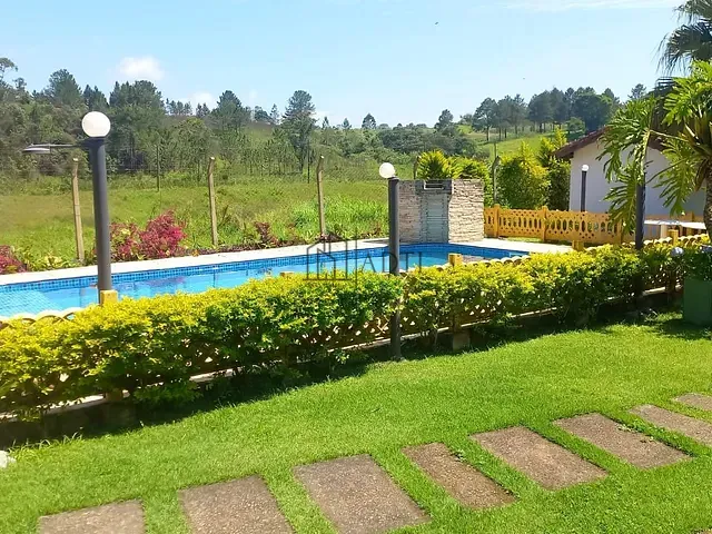 Chácara com 2000m² 3 quartos e 5 banheiros, à venda, no bairro Biritiba Ussu em Mogi das Cruzes