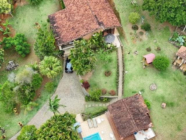 Chácara com 20000m² 3 quartos e 3 banheiros, à venda, no bairro Granja dos Cavaleiros em Macaé