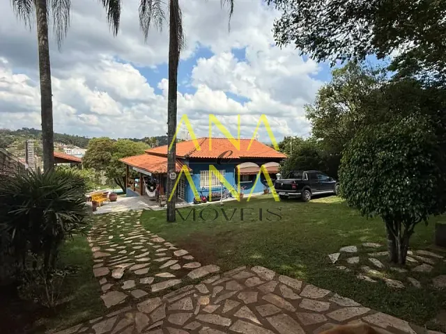 Chácara com 1000m² 3 quartos e 4 banheiros, à venda, no bairro Chácara Fernão Dias em Bragança Paulista