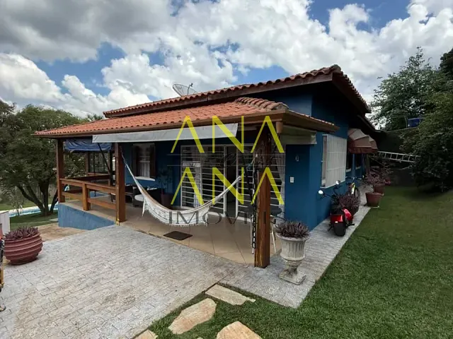 Chácara com 1000m² 3 quartos e 4 banheiros, à venda, no bairro Chácara Fernão Dias em Bragança Paulista