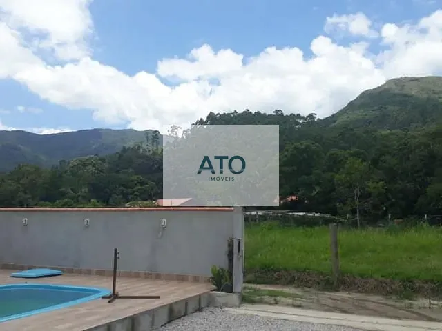 Chácara com 1200m² 2 quartos e 1 banheiro, à venda, no bairro galera em Canelinha