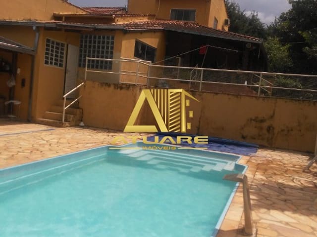 Chácara com 200m² 4 quartos e 1 banheiro, à venda, no bairro Bairro dos Faria em Pouso Alegre