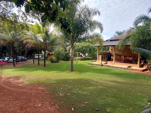 Chácara com 23874m² 10 quartos e 4 banheiros, à venda, no bairro Parque Oeste Industrial em Goiânia