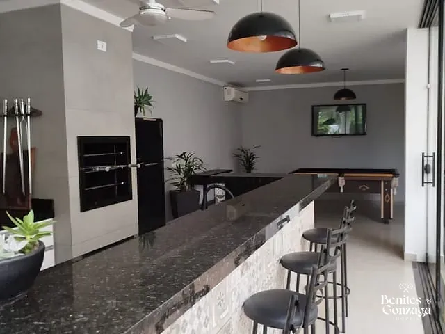 Chácara com 431m² 2 quartos e 2 banheiros, à venda, no bairro Jardim Novo Paulista em Maringá