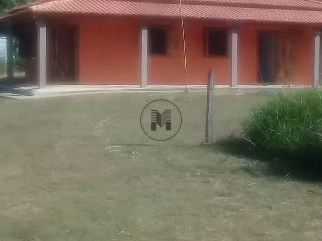 Chácara com 41140000m² 2 quartos e 2 banheiros, à venda, no bairro Zona Rural em Guaratinguetá