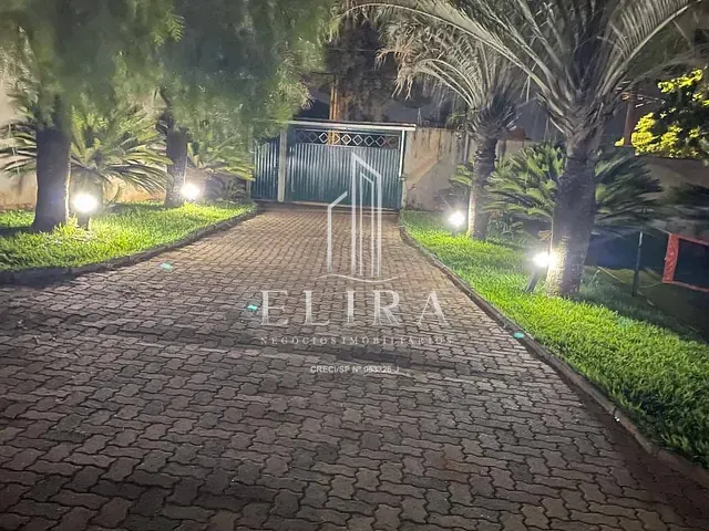 Chácara com 2000m² 6 quartos e 4 banheiros, à venda, no bairro Residencial Praia dos Namorados em Americana