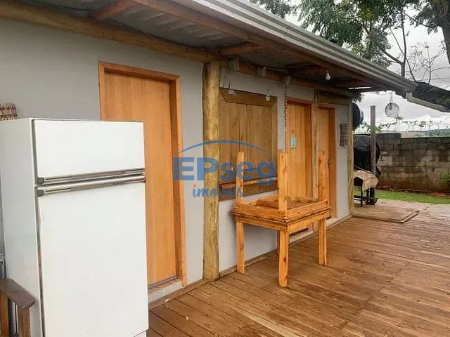 Chácara com 1500m² 1 quarto e 1 banheiro, à venda, no bairro Estância Cabral em Cambé