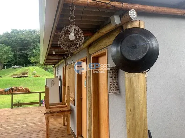 Chácara com 1500m² 1 quarto e 1 banheiro, à venda, no bairro Recanto do Salto em Londrina