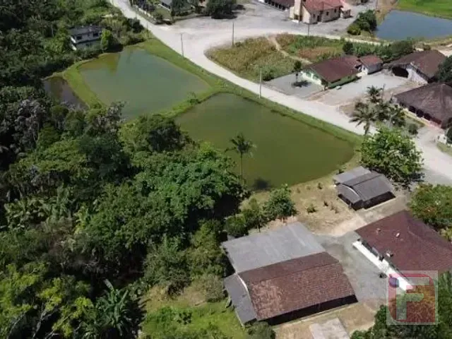 Chácara com 250m² 4 quartos e 1 banheiro, à venda, no bairro Bom Futuro em Garuva