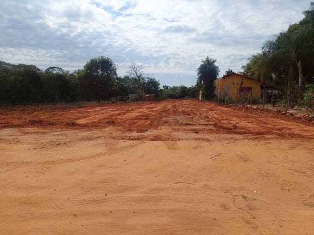 Chácara com 1500m², à venda, no bairro Residencial e Condominio Vitoria em Birigui