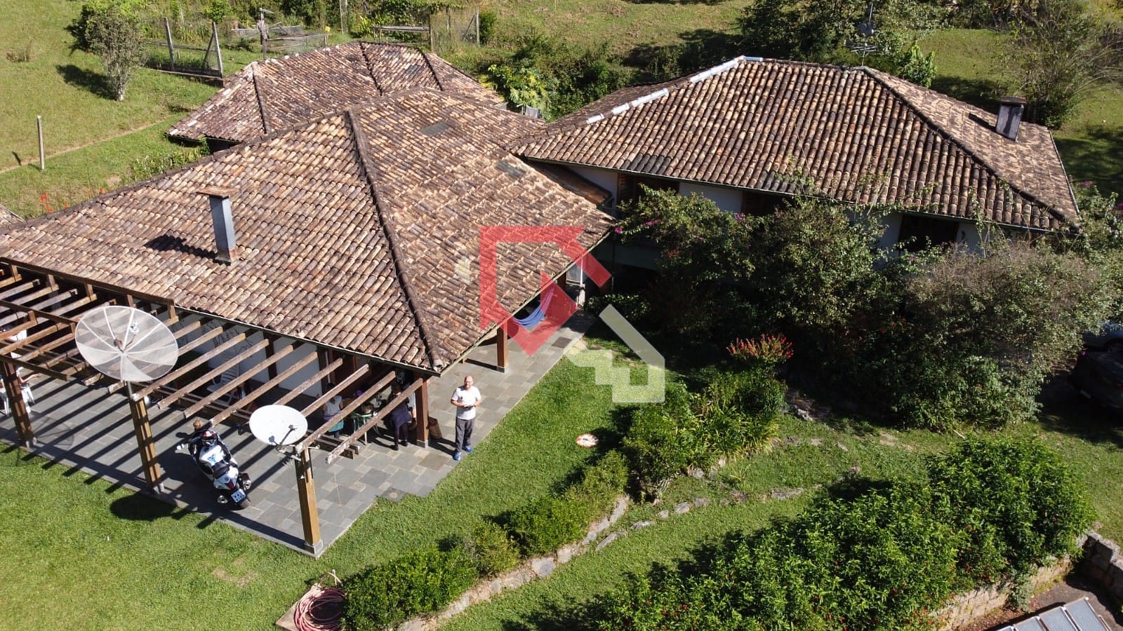 Sítio, 10 quartos, 10 hectares - Foto 2