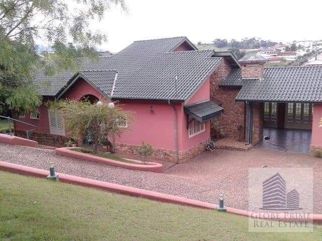 Chácara 4 quartos e 3 banheiros, à venda, no bairro Parque Jardim Barbosa em Socorro