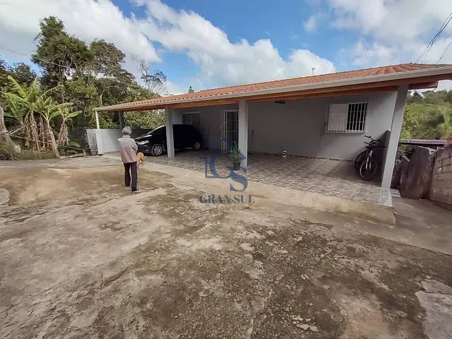 Chácara com 1000m² 4 quartos e 3 banheiros, à venda, no bairro Cipó em Embu-Guaçu