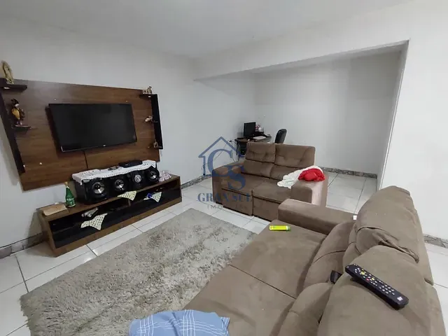 Chácara com 1000m² 4 quartos e 3 banheiros, à venda, no bairro Cipó em Embu-Guaçu