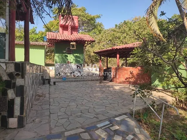 Chácara com 14000m² 5 quartos e 3 banheiros, à venda, no bairro Setor Central em Senador Canedo