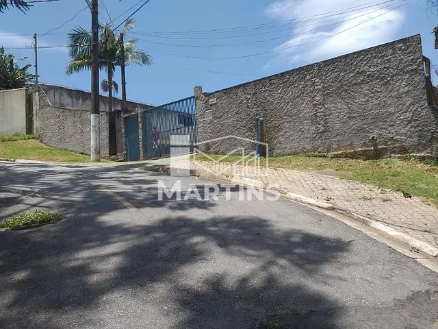 Chácara com 1360m² 3 quartos e 1 banheiro, à venda, no bairro Vila Ísis Cristina em Embu das Artes