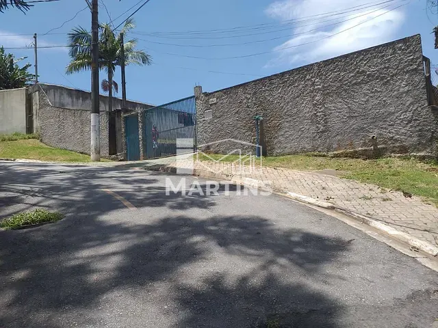 Chácara com 1360m² 3 quartos e 1 banheiro, à venda, no bairro Vila Ísis Cristina em Embu das Artes