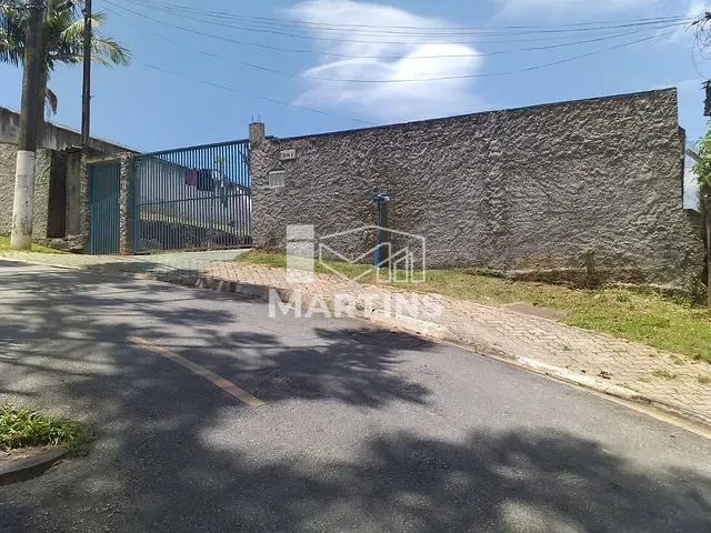 Chácara com 1360m² 3 quartos e 1 banheiro, à venda, no bairro Vila Ísis Cristina em Embu das Artes