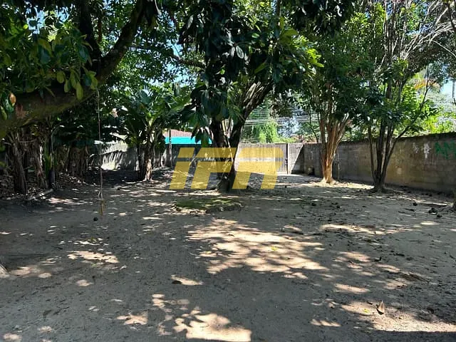 Chácara com 1050m² 2 quartos e 2 banheiros, à venda, no bairro Loteamento Residencial São Vicente de Paulo em Tremembé