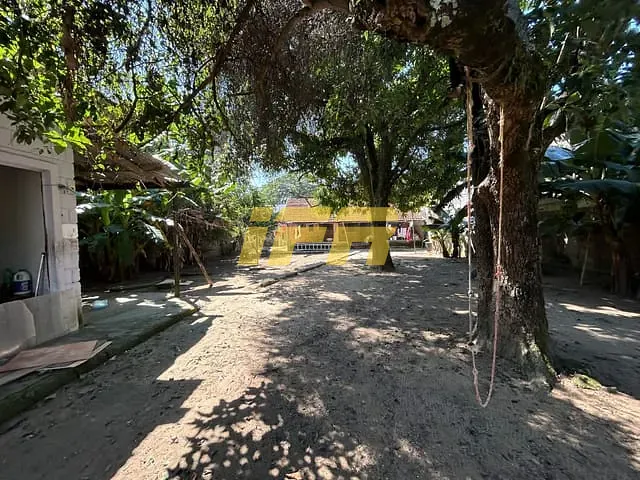 Chácara com 1050m² 2 quartos e 2 banheiros, à venda, no bairro Loteamento Residencial São Vicente de Paulo em Tremembé