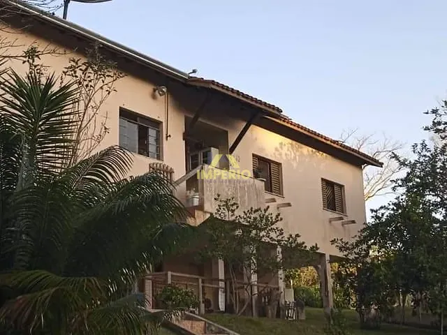 Chácara com 2520m² 3 quartos e 4 banheiros, à venda, no bairro Chácaras Monte Verde em Itu