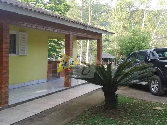 Sítio com 200m² 3 quartos e 2 banheiros, à venda, no bairro CRUZEIRO em Imigrante