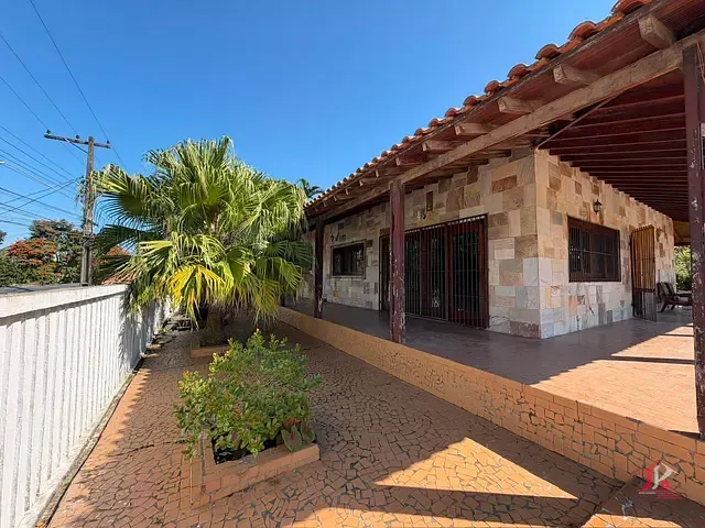Chácara com 4066m² 4 quartos e 2 banheiros, à venda, no bairro Parque Novaro em Itanhaém