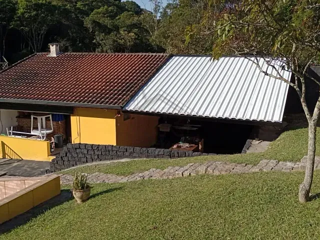 Chácara com 2870m² 3 quartos e 1 banheiro, à venda, no bairro Nova Califórnia em Rio Grande da Serra