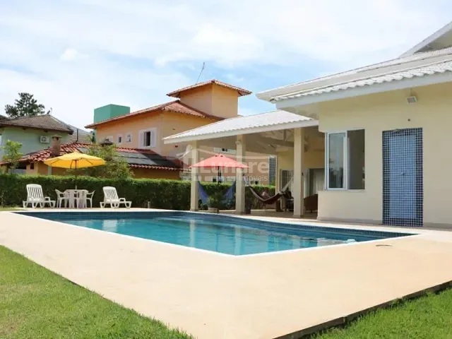 Chácara com 1000m² 6 quartos e 7 banheiros, à venda, no bairro Itapema em Guararema