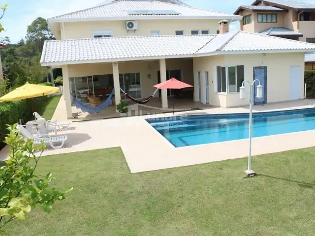 Chácara com 1000m² 6 quartos e 7 banheiros, à venda, no bairro Itapema em Guararema