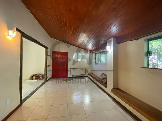 Chácara com 1128m² 2 quartos e 1 banheiro, à venda ou para alugar, no bairro Chácaras Camanducaia em Holambra