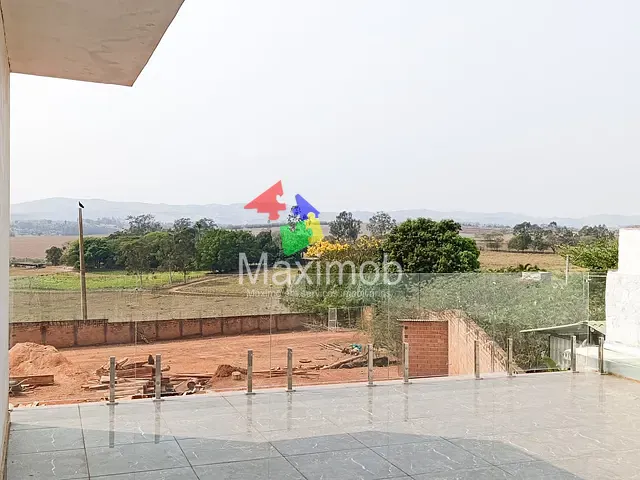 Chácara com 1000m² 2 quartos e 2 banheiros, à venda, no bairro Jardim Itapema em Itapira