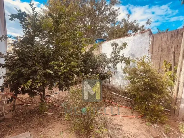 Chácara com 450m², à venda, no bairro Zona Rural em Serra Azul