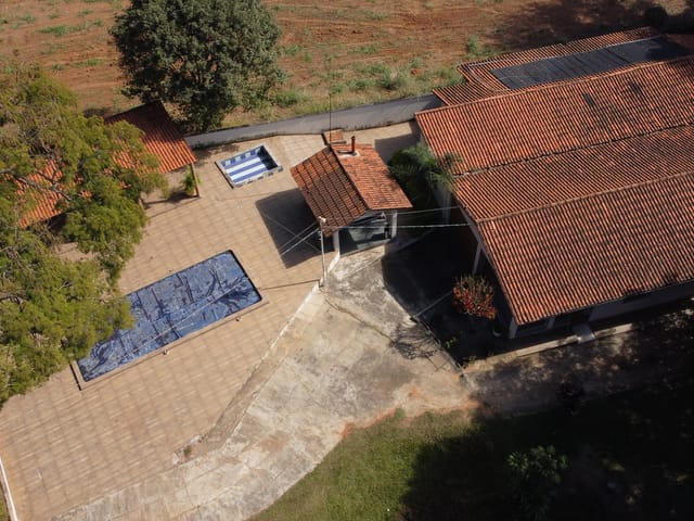 Chácara 5 quartos e 5 banheiros, à venda, no bairro Jardim Buriti Sereno em Aparecida de Goiânia