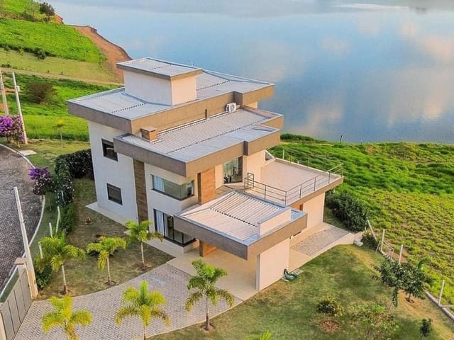 Chácara com 1028m² 3 quartos e 5 banheiros, à venda, no bairro da Lagoa em Joanópolis