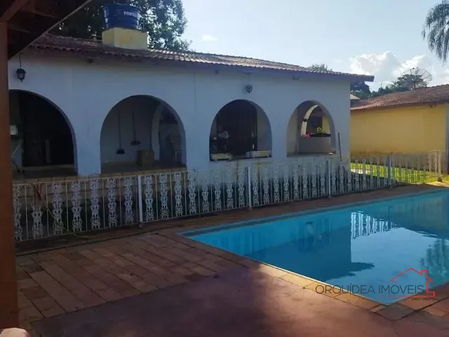 Chácara com 1650m² 3 quartos e 5 banheiros, à venda, no bairro Jardim Colonial em Atibaia