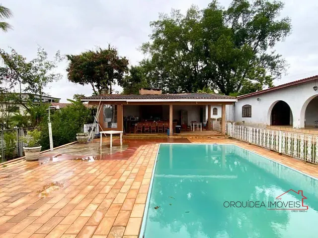 Chácara com 1650m² 6 quartos e 7 banheiros, à venda, no bairro Jardim Colonial em Atibaia