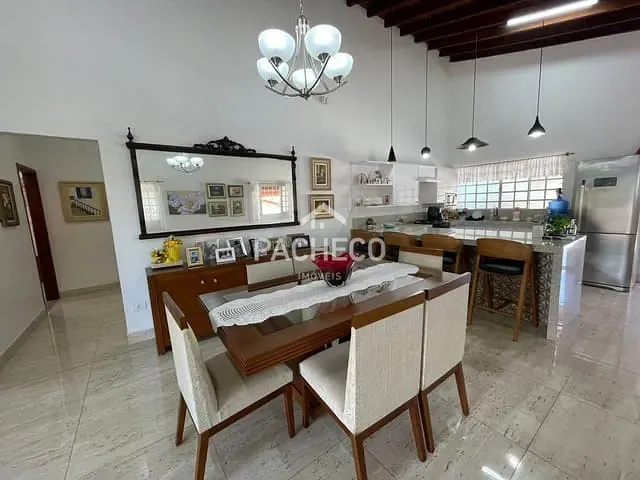 Chácara com 1670m² 3 quartos e 2 banheiros, à venda, no bairro Centro em Limeira