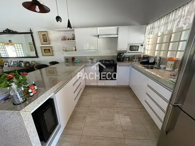 Chácara com 1670m² 3 quartos e 2 banheiros, à venda, no bairro Centro em Limeira
