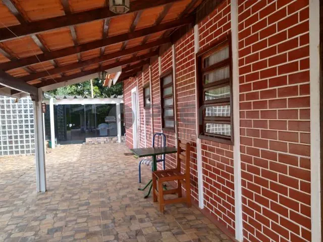 Chácara com 2400m² 2 quartos e 2 banheiros, à venda, no bairro Caioçara em Jarinu