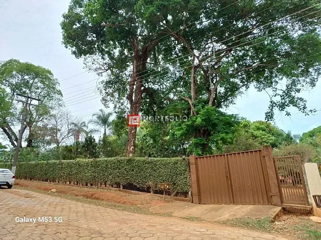 Chácara com 3736m² 2 quartos e 2 banheiros, à venda, no bairro Sítio Recreio Savanna em Hidrolândia